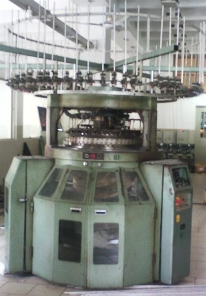 V7IR knitting machine